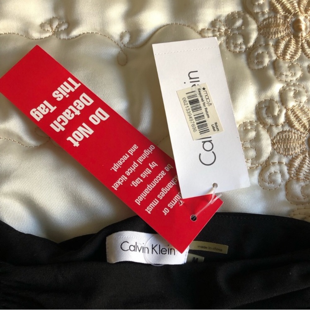 Calvin Klein Black Ruched Stretch Skirt Knee Length Rich Style - Picture 2 of 12